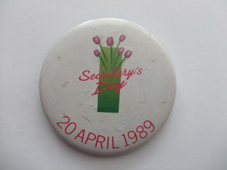 Secretaressedag 20 april 1989 bloemen tulpen